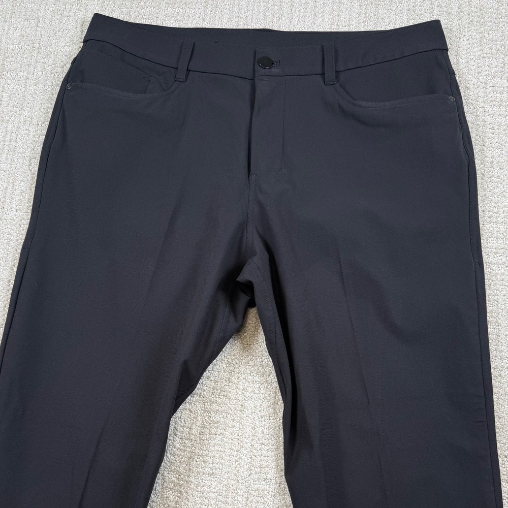 Lululemon Mens 34x29 Black ABC Commission Slim Fit Warpstreme Pants LM5ALWS